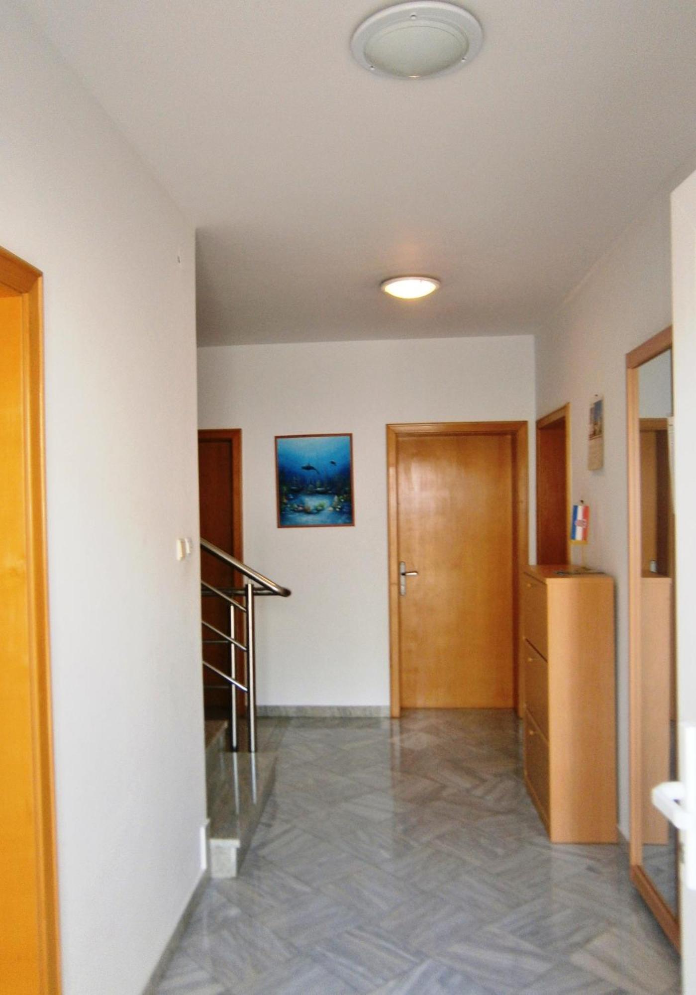 Sun House Apartments Bol Buitenkant foto