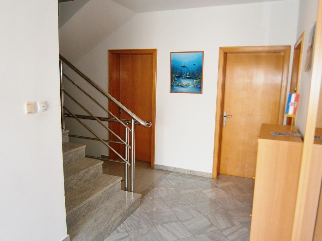 Sun House Apartments Bol Buitenkant foto