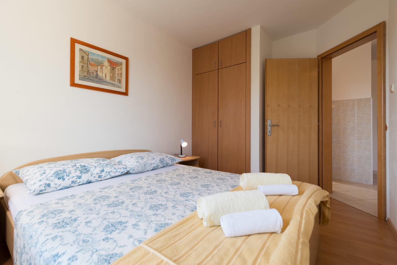 Sun House Apartments Bol Buitenkant foto